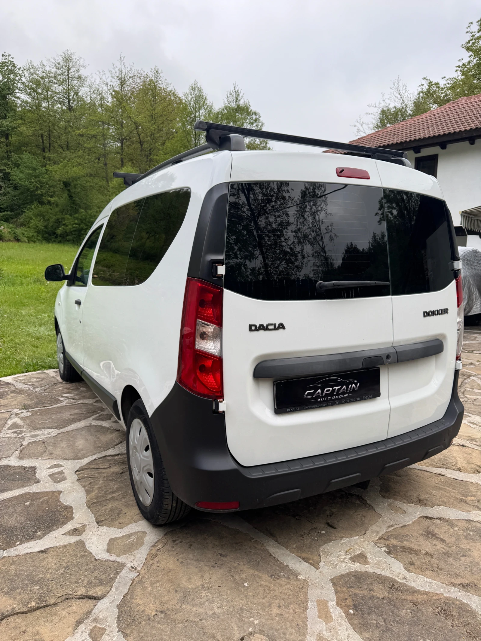 Dacia Dokker 1.6 LPG, снимка 4 - Автомобили и джипове - 54584979