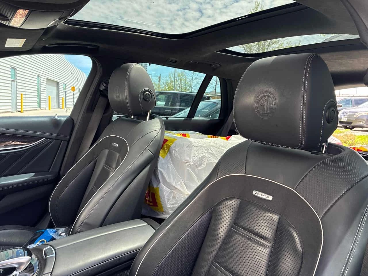 Mercedes-Benz E 63 AMG * S * CARFAX * АВТОКРЕДИТ БЕЗ ПЪРВОНАЧАЛНА ВНОСКА , снимка 10 - Автомобили и джипове - 54626666