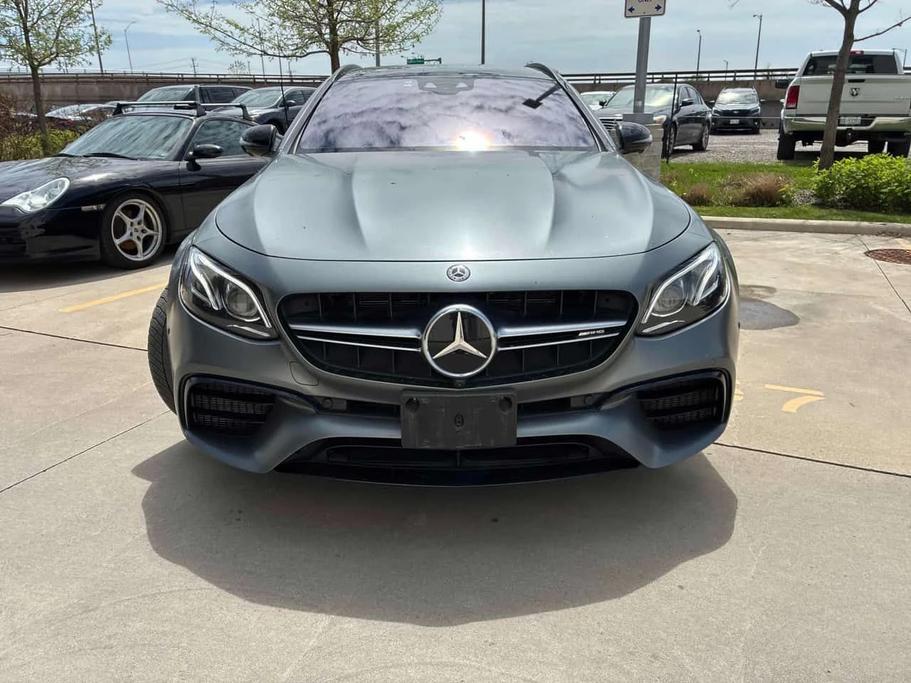 Mercedes-Benz E 63 AMG * S * CARFAX * АВТОКРЕДИТ БЕЗ ПЪРВОНАЧАЛНА ВНОСКА , снимка 5 - Автомобили и джипове - 54626666