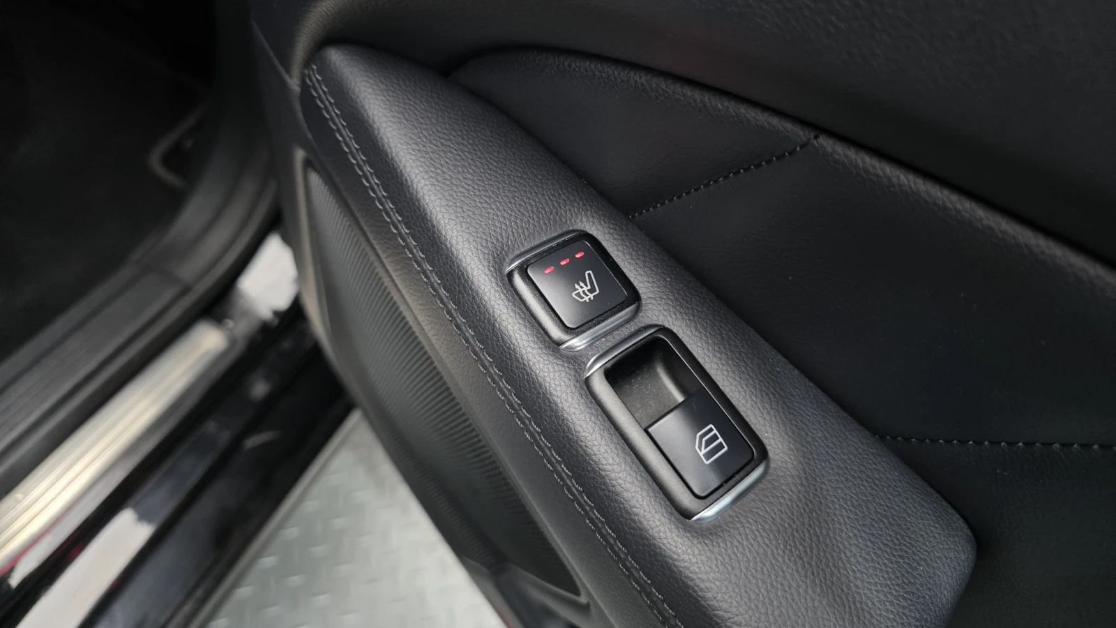 Mercedes-Benz CLS 350 AMG PK* ОБДУХ* ANDROID AUTO* КРАЙНА ЦЕНА, снимка 14 - Автомобили и джипове - 54863482