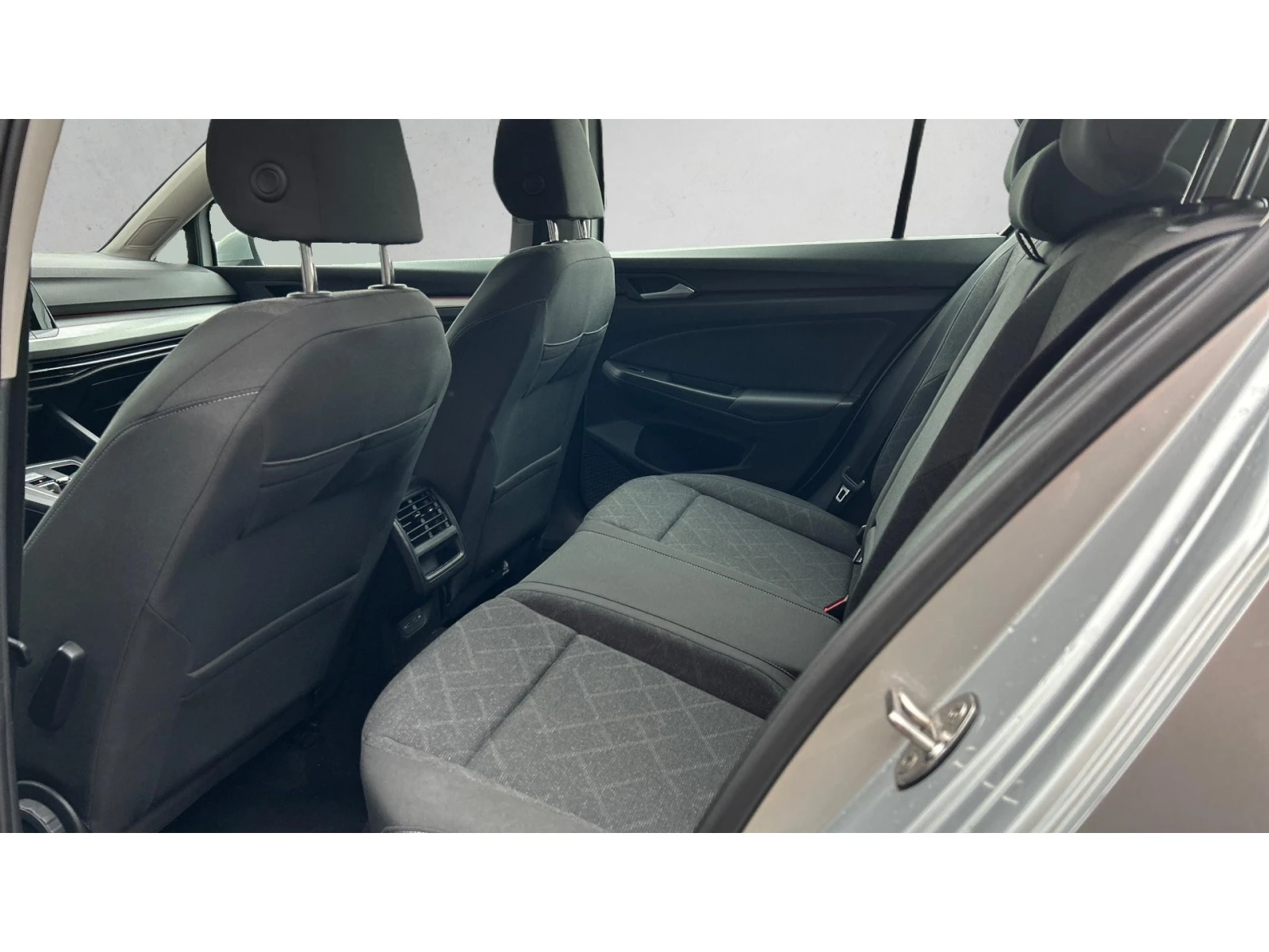 VW Golf 2.0 TDi  DSG, ������� ������ �� 255   | Mobile.bg � ����������� 12