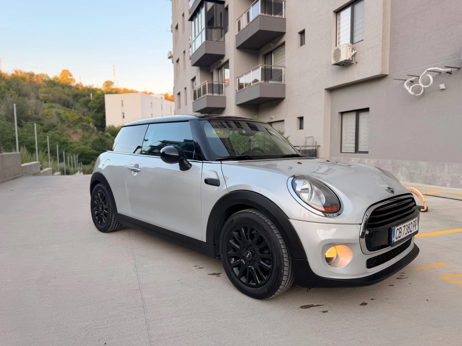 Mini Cooper 1, 5D