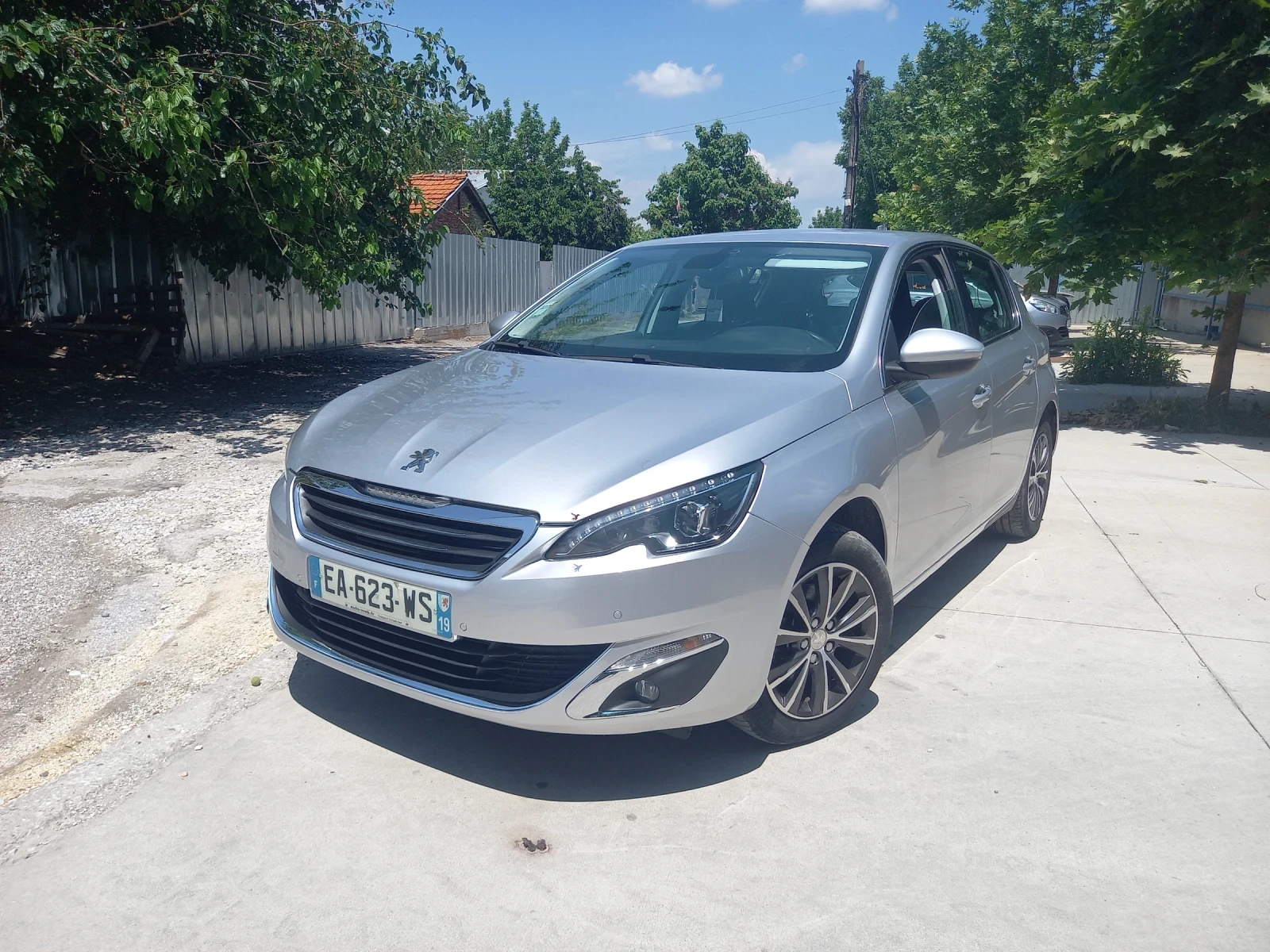 Peugeot 308