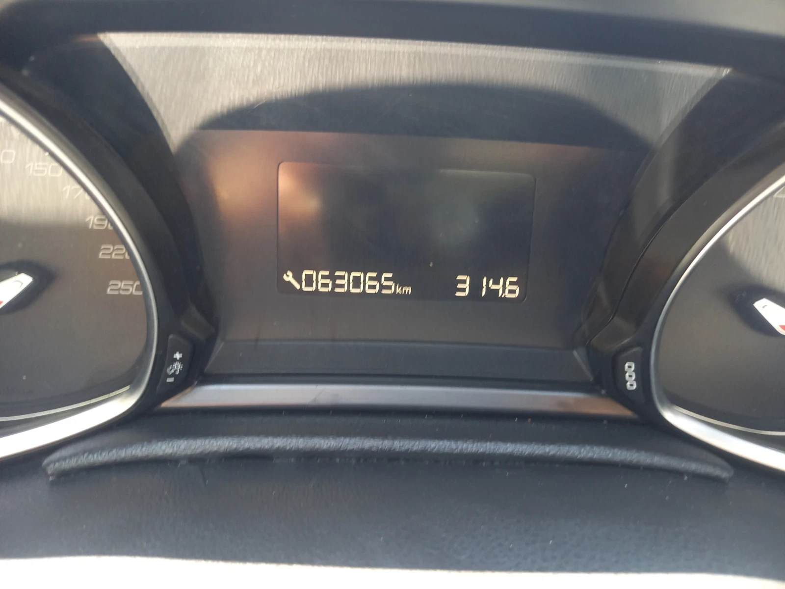 Peugeot 308, снимка 11 - Автомобили и джипове - 55238219