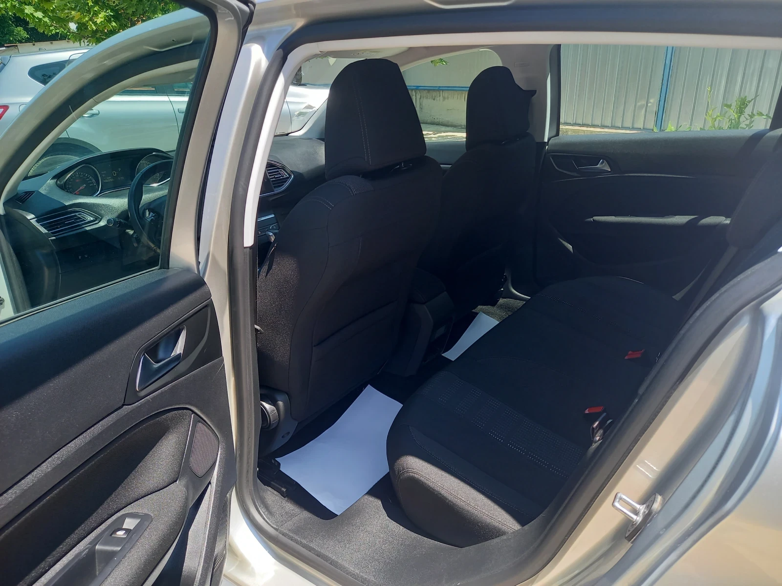 Peugeot 308, снимка 8 - Автомобили и джипове - 55238219