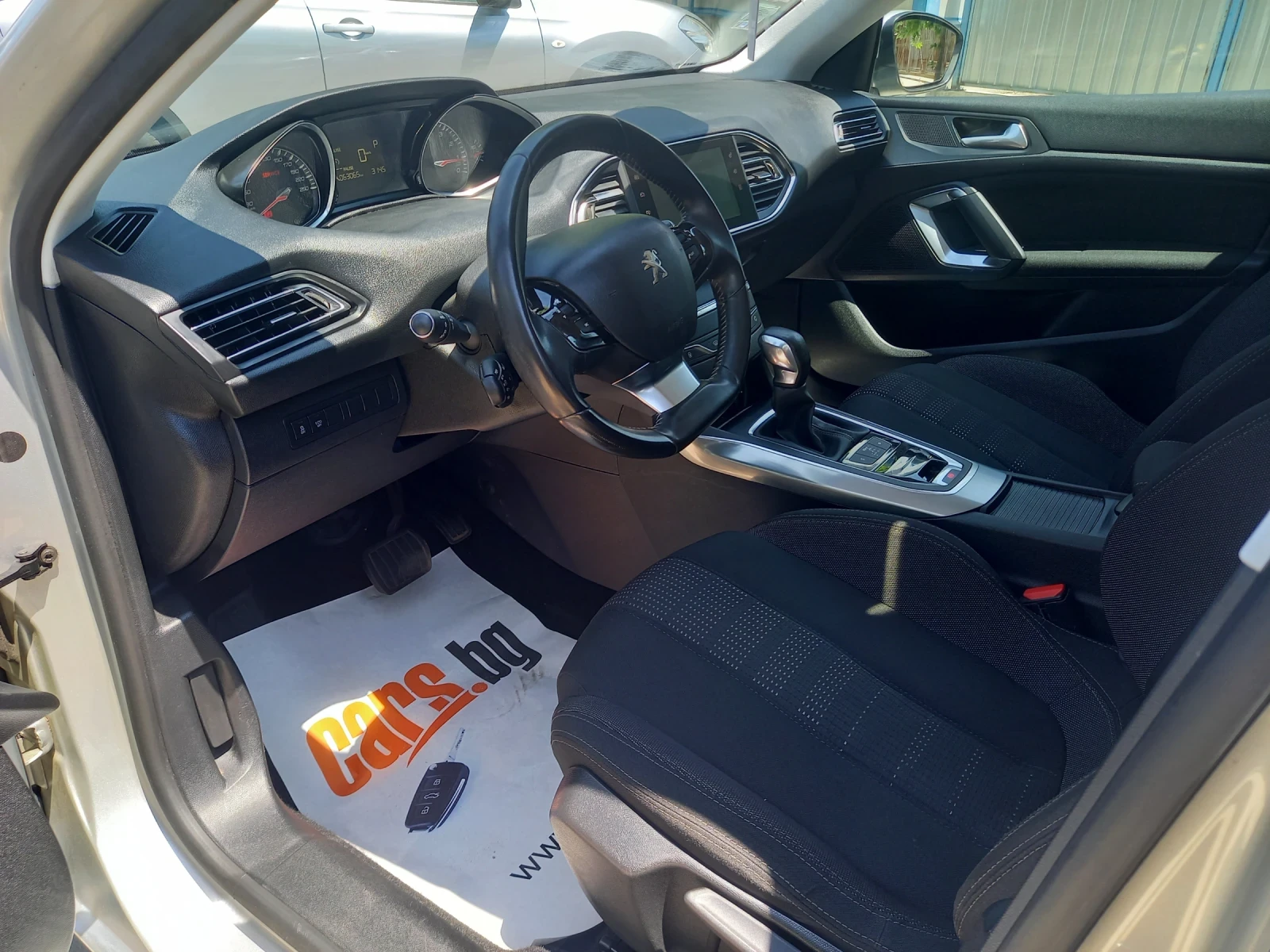 Peugeot 308, снимка 9 - Автомобили и джипове - 55238219