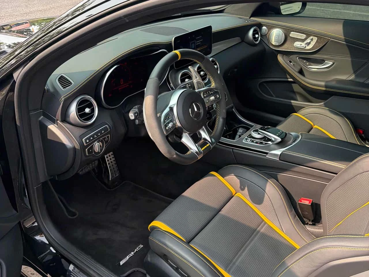 Mercedes-Benz C 63 AMG S * CARFAX * ОПЦИЯ ЗА ФИНАНСИРАНЕ, снимка 14 - Автомобили и джипове - 55434067