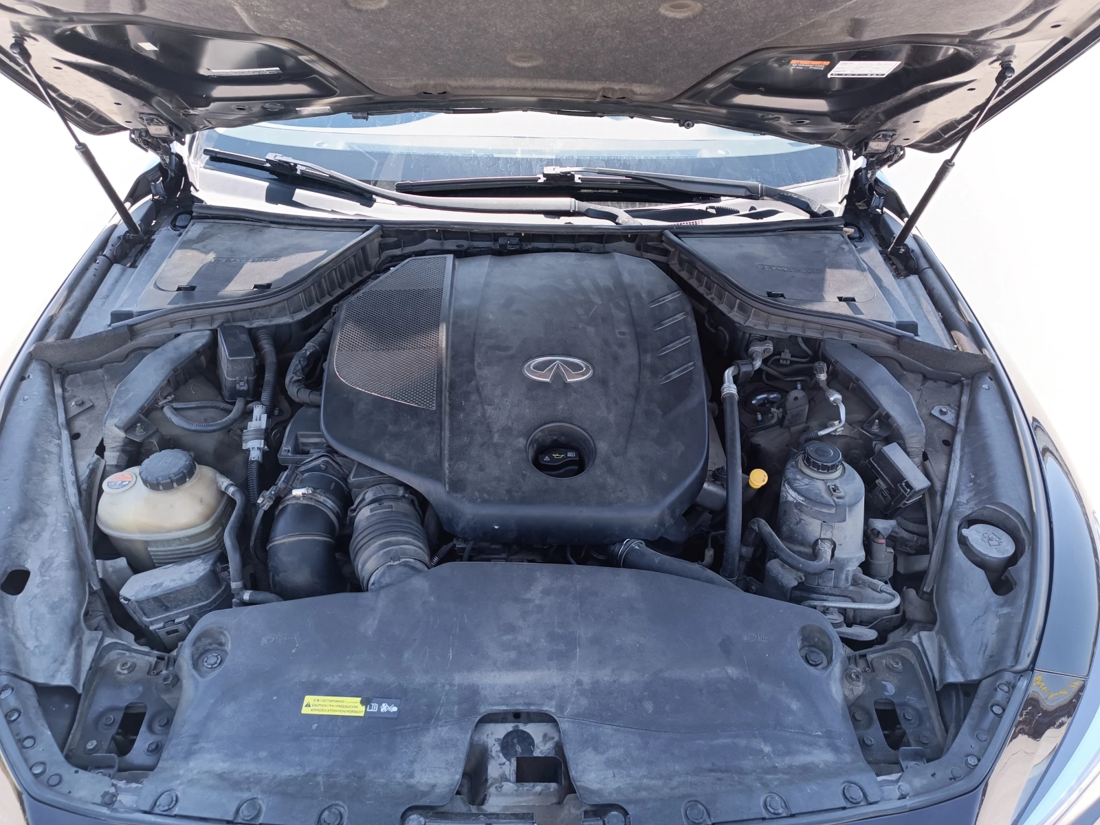 Infiniti Q50, снимка 14 - Автомобили и джипове - 55963763
