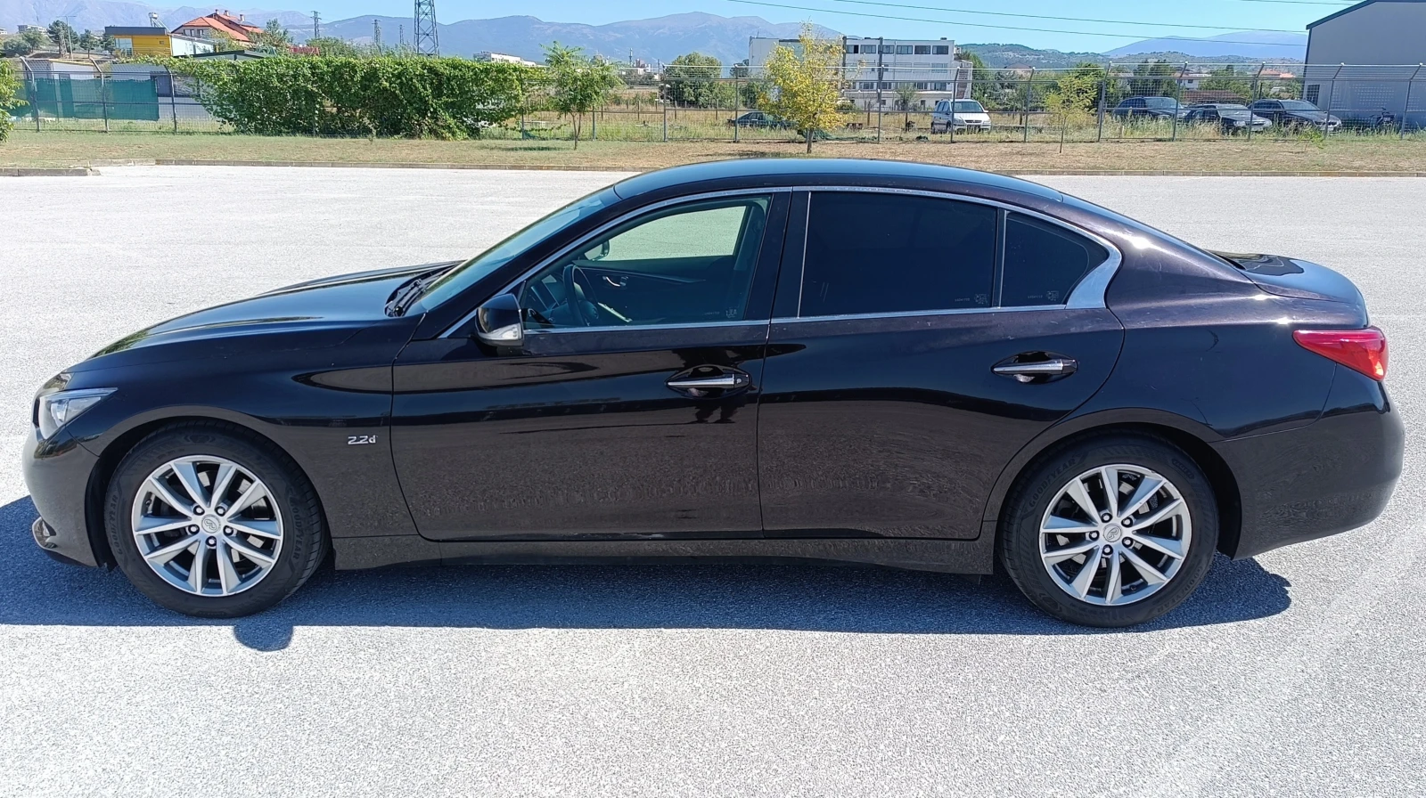 Infiniti Q50, снимка 2 - Автомобили и джипове - 55963763
