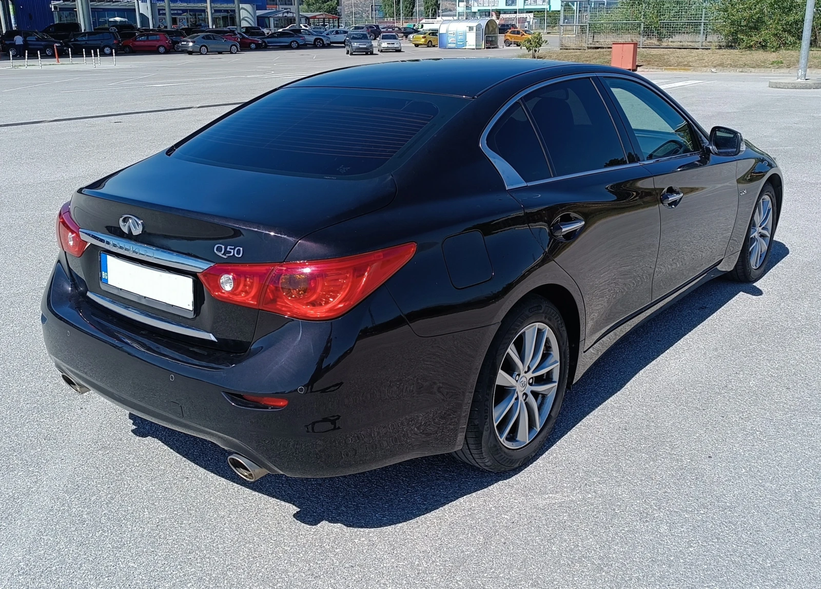 Infiniti Q50, снимка 5 - Автомобили и джипове - 55963763