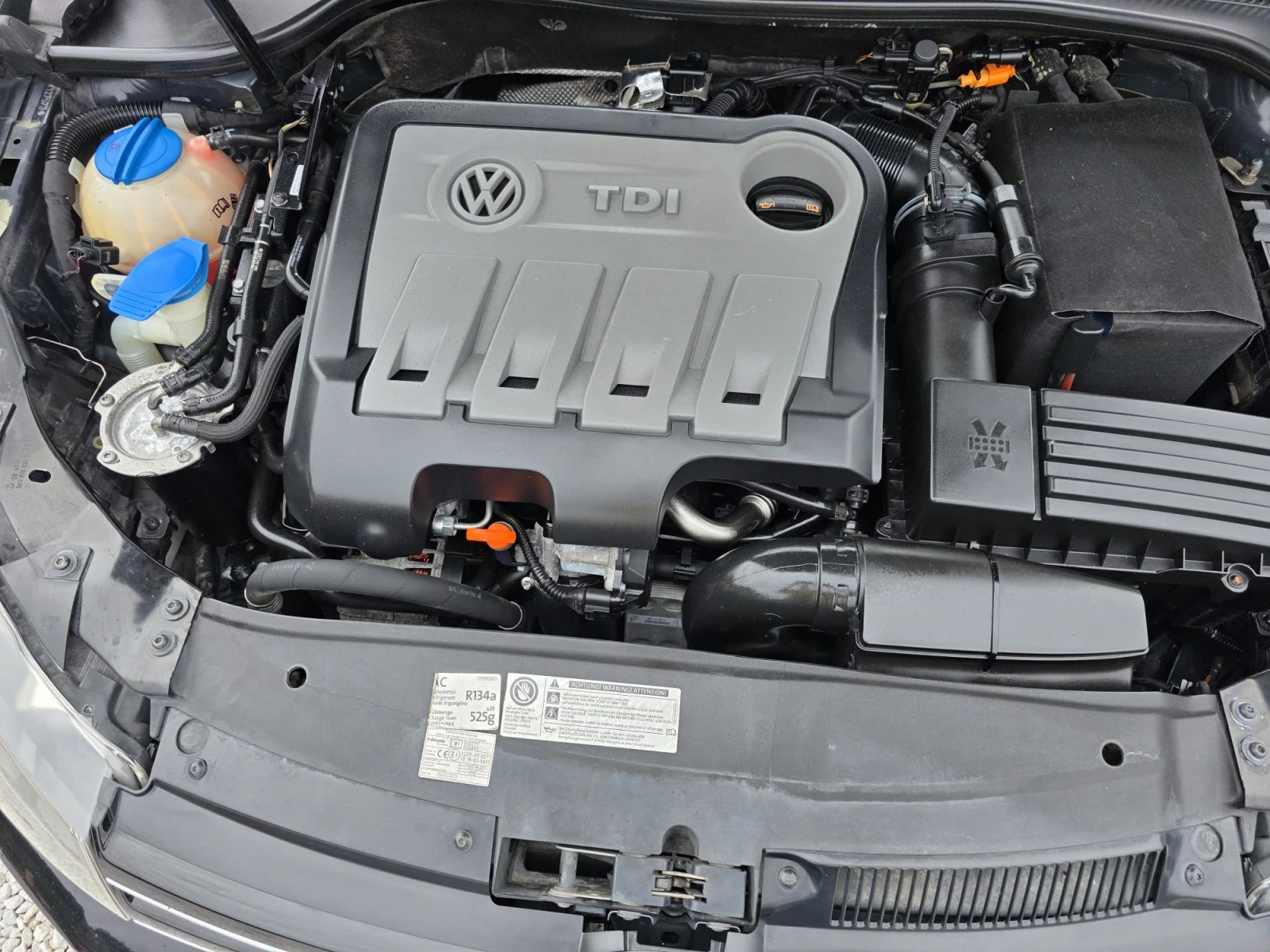VW Golf 2.0 TDI 4x4 Highline, снимка 15 - Автомобили и джипове - 55980623
