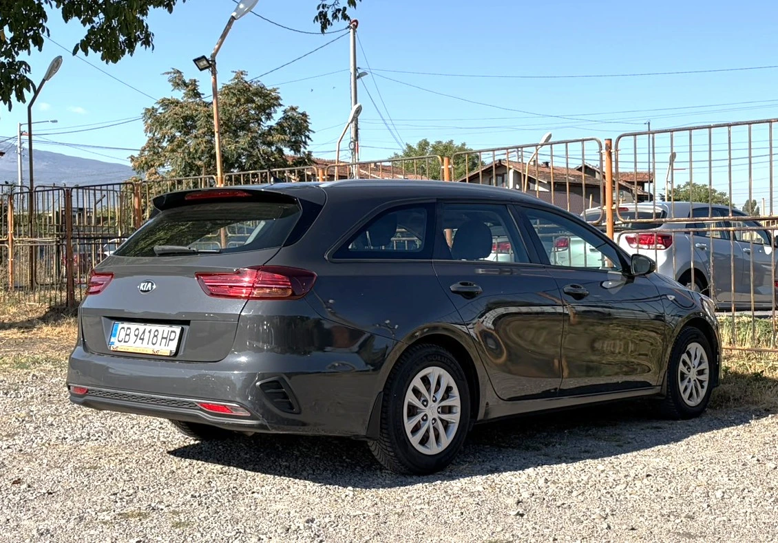 Kia Ceed 1.4 100 hp, снимка 6 - Автомобили и джипове - 56134140