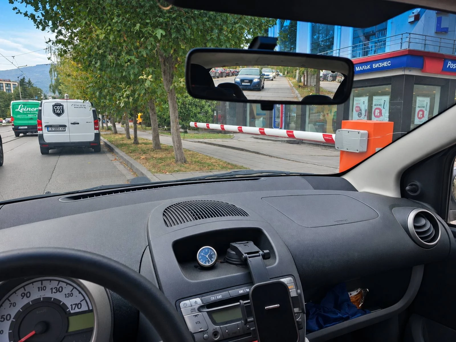 Toyota Aygo, снимка 6 - Автомобили и джипове - 56510328
