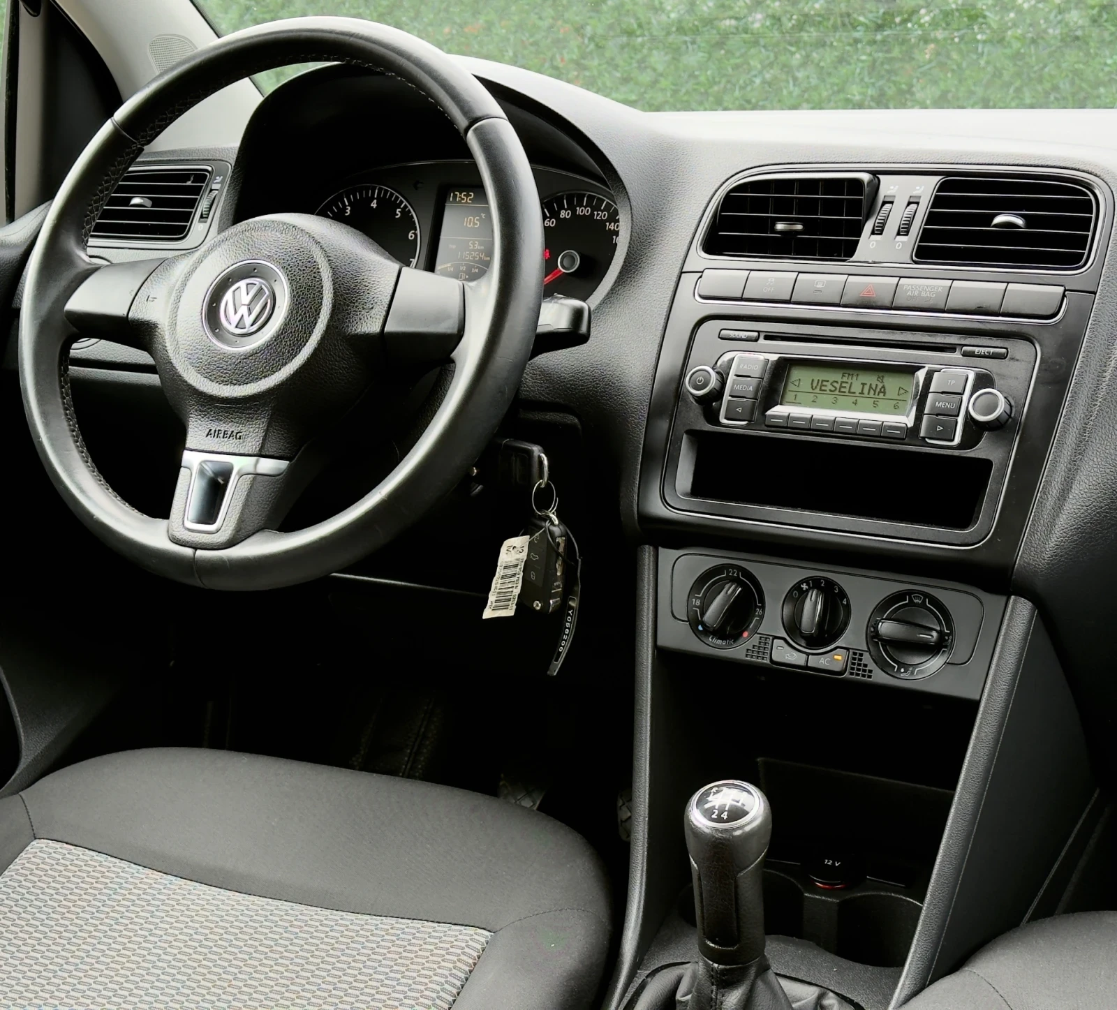 VW Polo 1.2i КЛИМАТИК, снимка 12 - Автомобили и джипове - 56742112