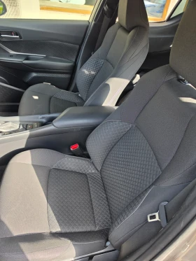 Toyota C-HR Бензин, снимка 5