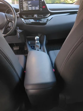 Toyota C-HR Бензин, снимка 17