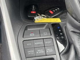 Toyota Rav4 XLE AWD * Keyless * CARFAX * АВТО КРЕДИТ * , снимка 10
