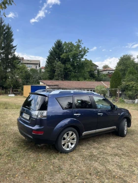 Mitsubishi Outlander 2.4 Instyle+ 4х4 7 Места ГАЗ, снимка 5