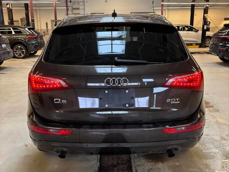 Audi Q5 * 2.0L Premium Plus * CARFAX * ЦЕНА ДО БЪЛГАРИЯ* , снимка 4 - Автомобили и джипове - 53142820