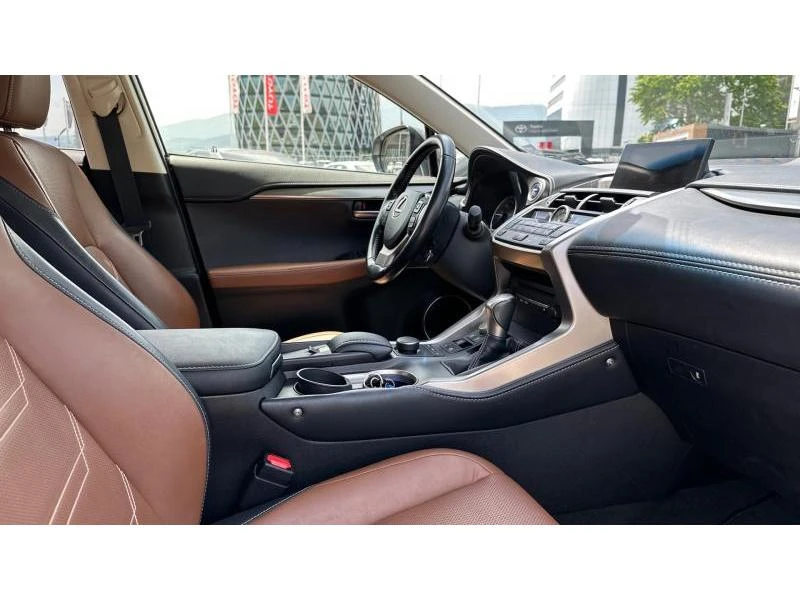 Lexus NX, снимка 6 - Автомобили и джипове - 48025971