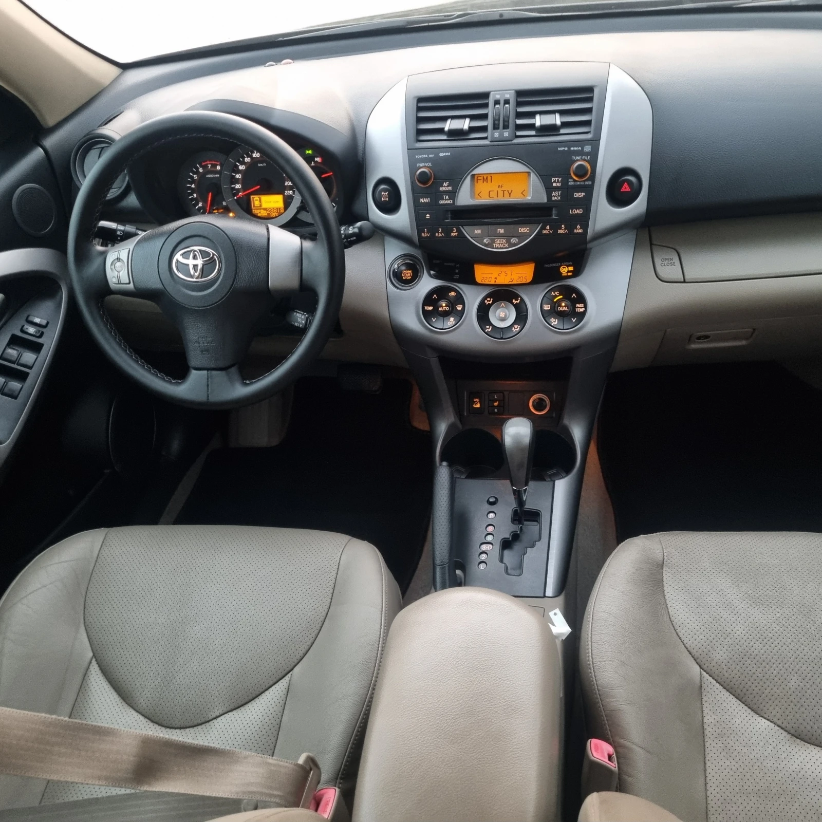 Toyota Rav4 2.0I Автоматик 4х4 - изображение 7