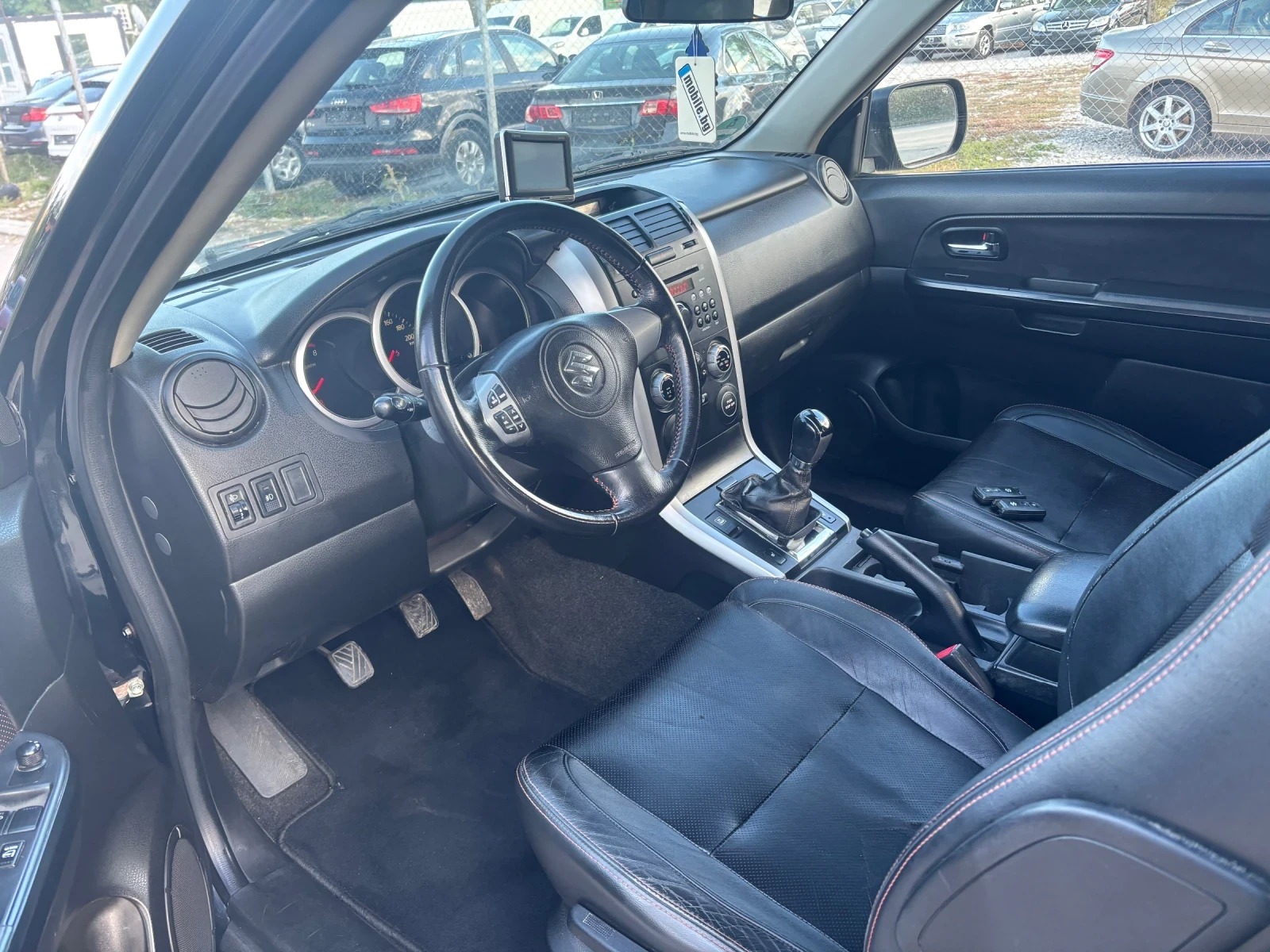 Suzuki Grand vitara 1.6 Бензин 4х4 Клима Кожа - изображение 7