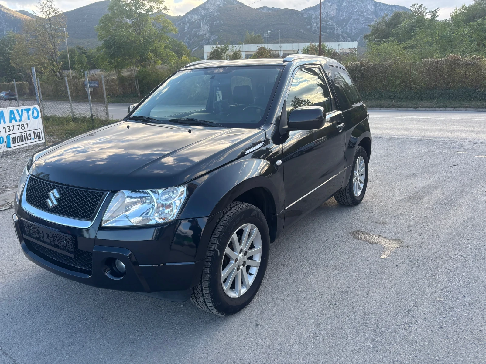 Suzuki Grand vitara 1.6 Бензин 4х4 Клима Кожа - изображение 5