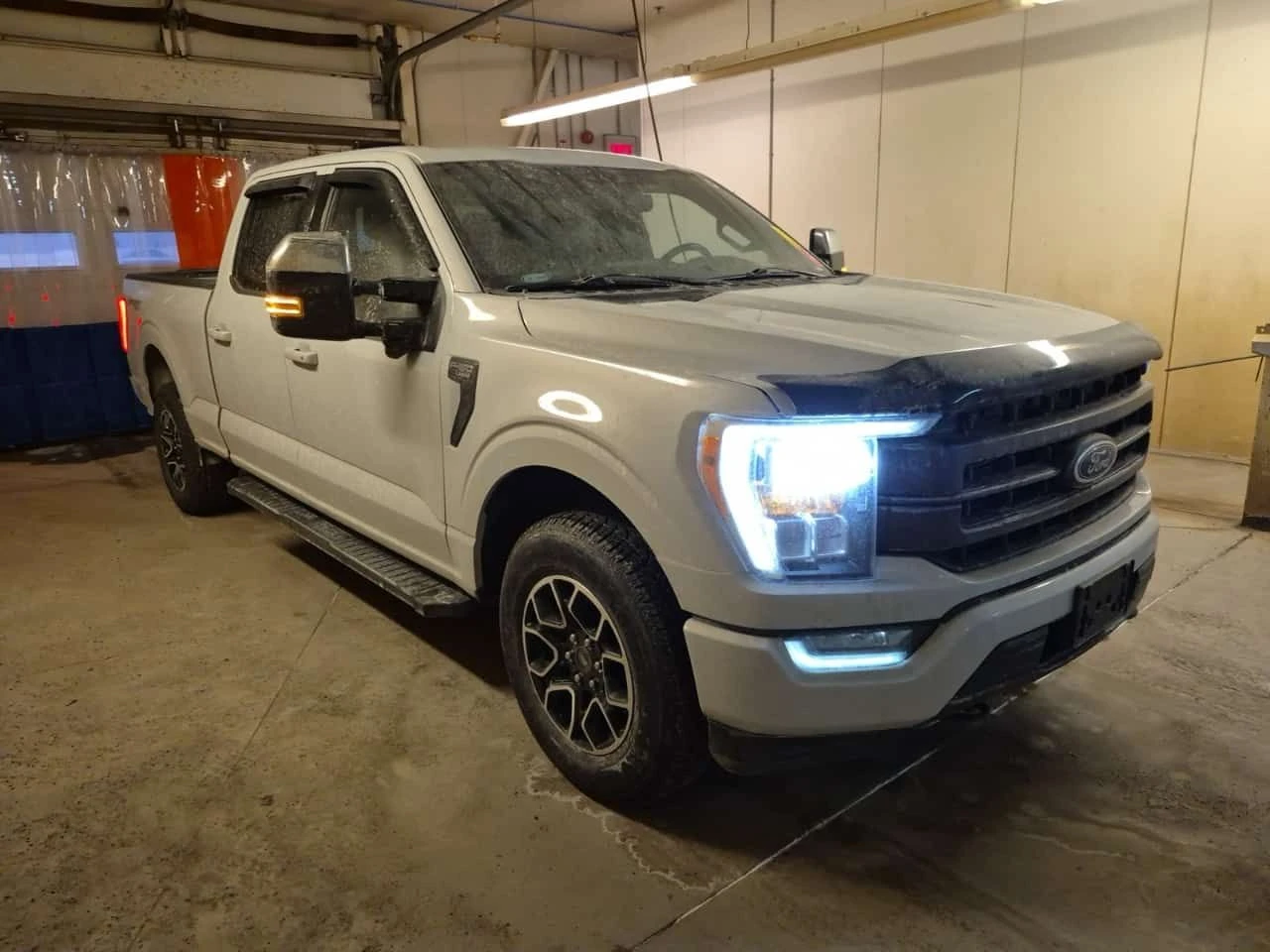 Ford F150 * LARIAT CREW CAB SHORT BED * CARFAX * БЕЗ ПЪРВОНА - изображение 2