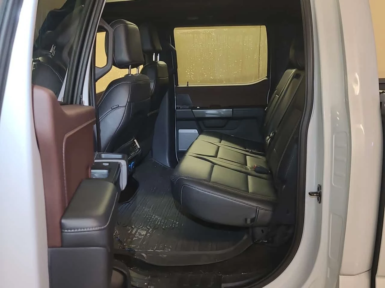 Ford F150 * LARIAT CREW CAB SHORT BED * CARFAX * ��� ������� | Mobile.bg � ����������� 13