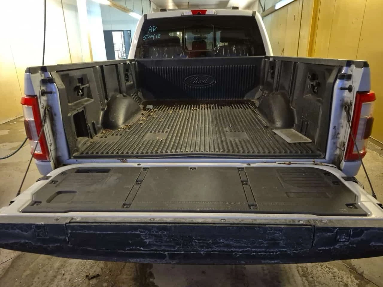 Ford F150 * LARIAT CREW CAB SHORT BED * CARFAX * ��� ������� | Mobile.bg � ����������� 14