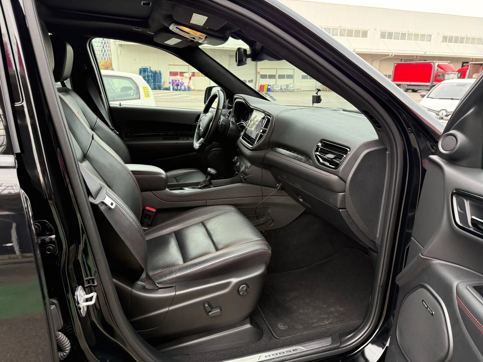 Dodge Durango RT Premium 5.7 V8 HEMI TOW 'N GO, снимка 9 - Автомобили и джипове - 53715124