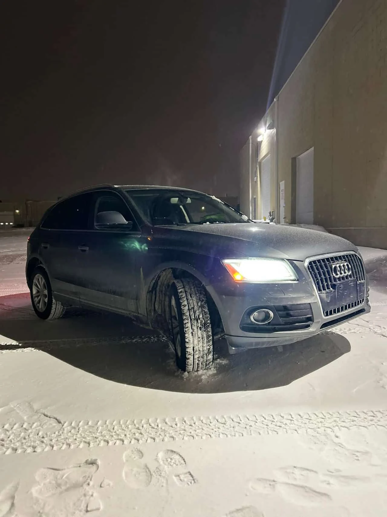 Audi Q5 * 2.0T Progressiv * CARFAX * ПАНОРАМА * KEYLESS * , снимка 2 - Автомобили и джипове - 53716473