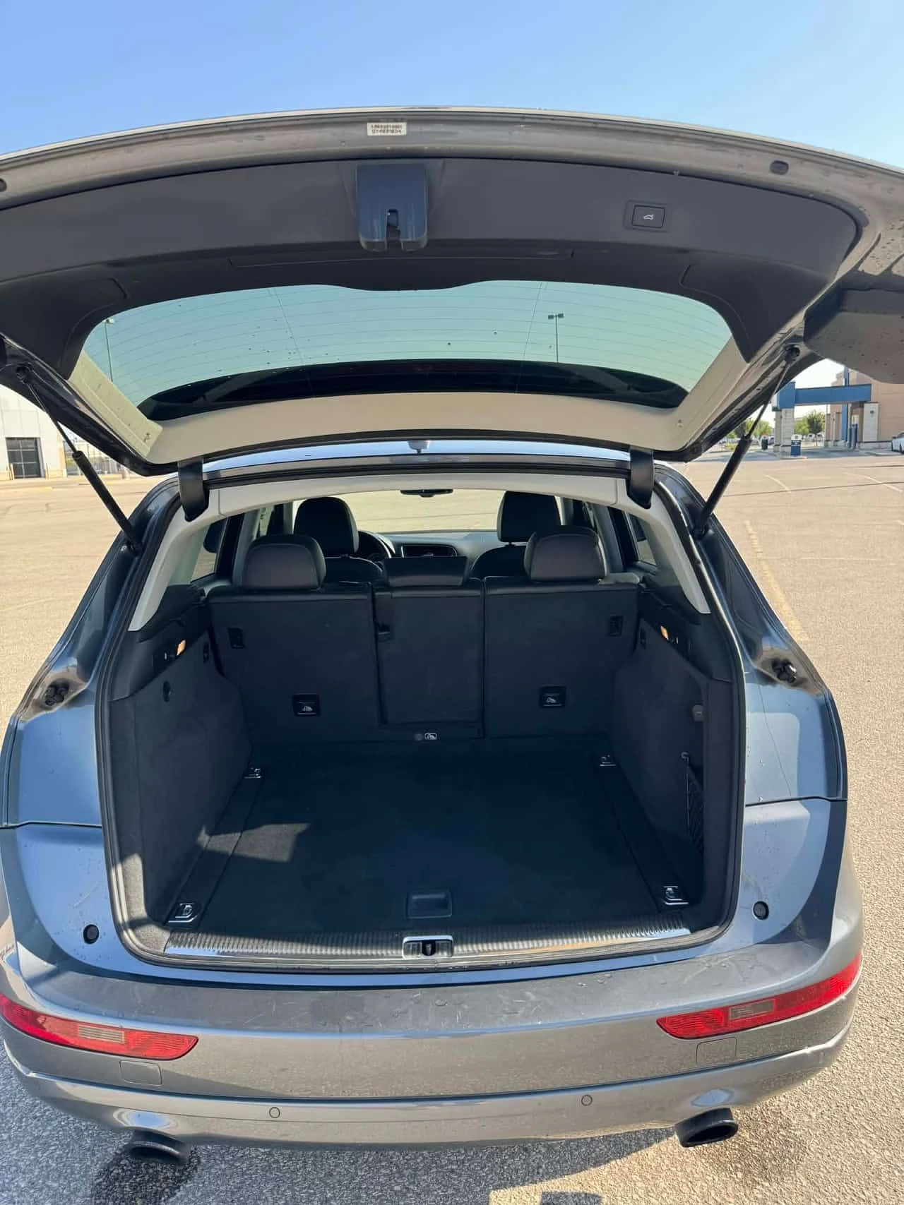 Audi Q5 * 2.0T Progressiv * CARFAX * ПАНОРАМА * KEYLESS * , снимка 9 - Автомобили и джипове - 53716473