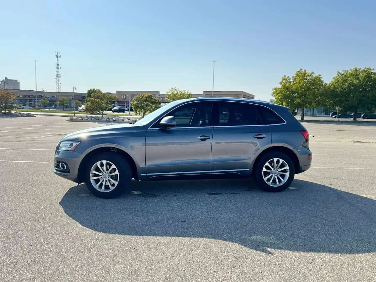 Audi Q5 * 2.0T Progressiv * CARFAX * ПАНОРАМА * KEYLESS * 