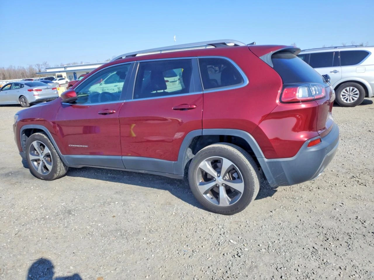 Jeep Cherokee 3.2l Limited, снимка 2 - Автомобили и джипове - 53731808