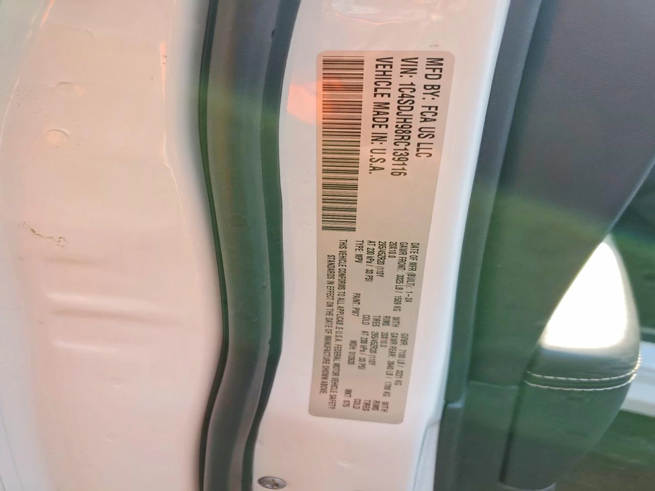 Dodge Durango 6.2l Srt Hellcat, снимка 13 - Автомобили и джипове - 53894217