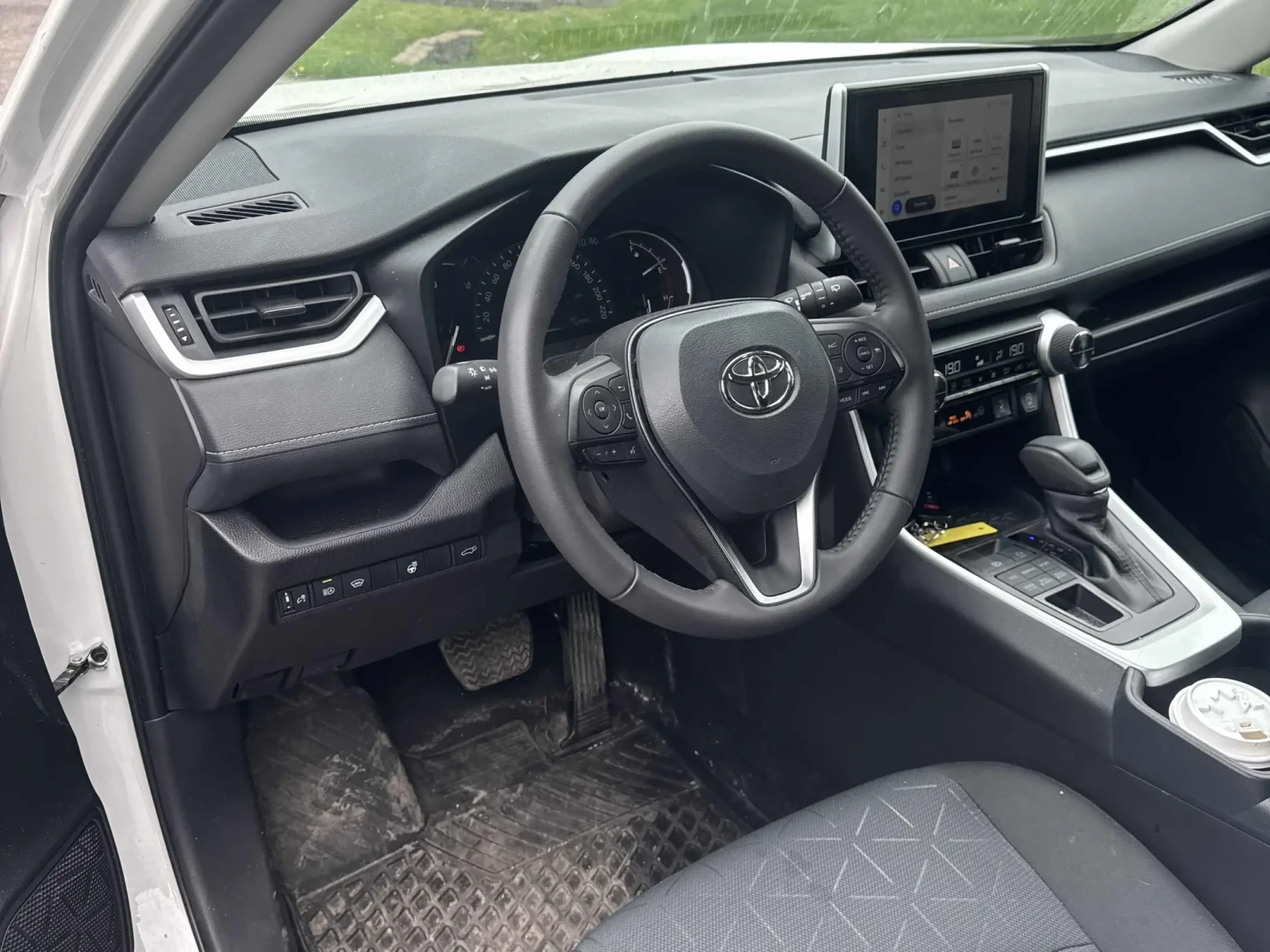 Toyota Rav4 XLE AWD * Keyless * CARFAX * АВТО КРЕДИТ * , снимка 7 - Автомобили и джипове - 54723058