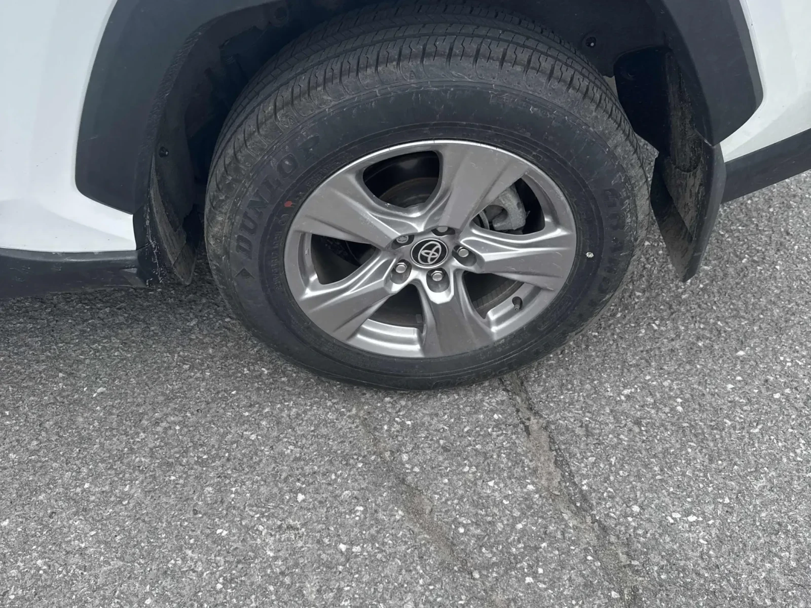 Toyota Rav4 XLE AWD * Keyless * CARFAX * АВТО КРЕДИТ * , снимка 6 - Автомобили и джипове - 54723058