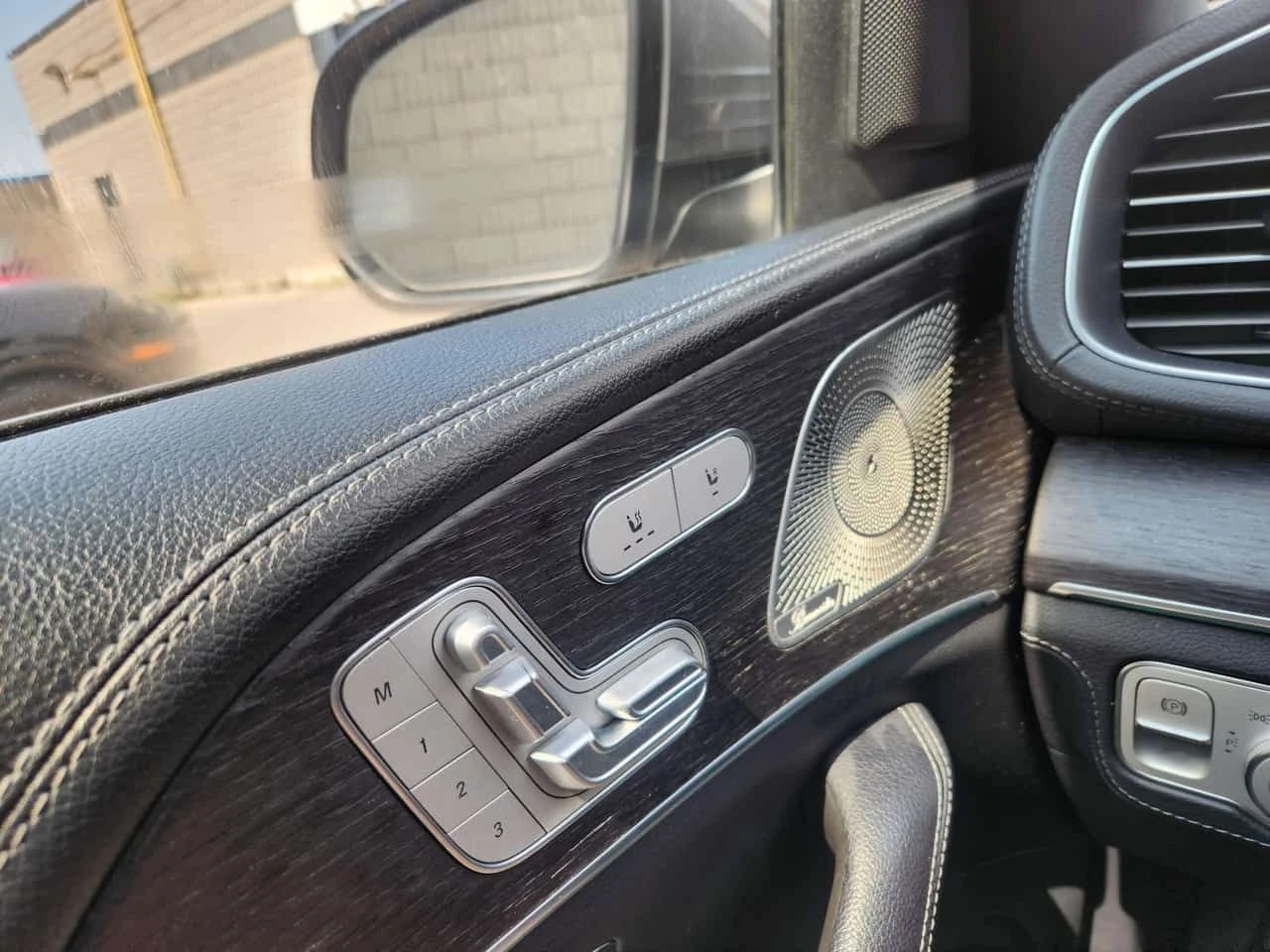 Mercedes-Benz GLE 350 * CARFAX * ОПЦИЯ ЗА ФИНАНСИРАНЕ, снимка 14 - Автомобили и джипове - 55658703