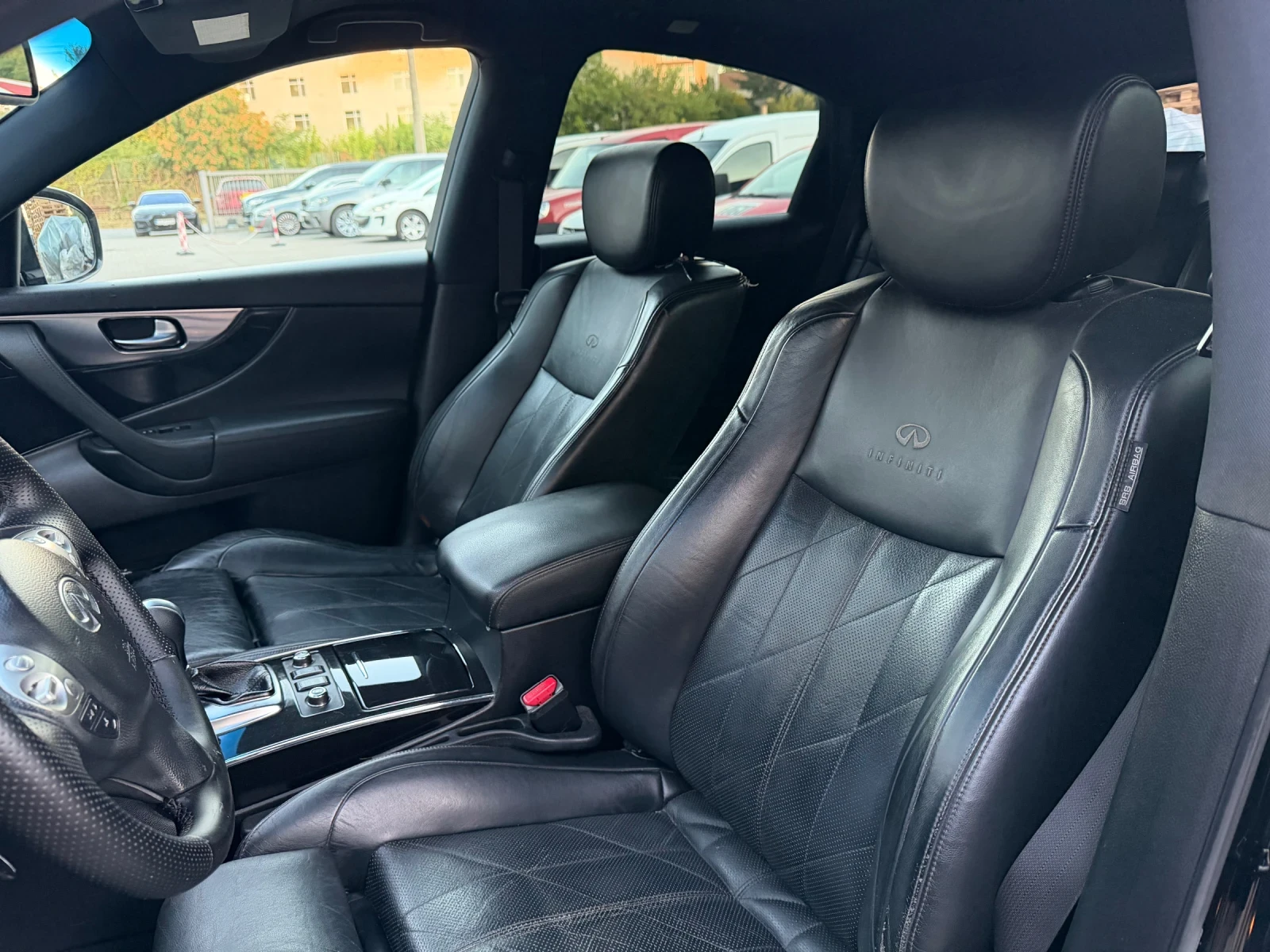 Infiniti Fx 37 S* LPG* ОБДУХВАНЕ* КАМЕРА* BOSE* MEMORY, снимка 12 - Автомобили и джипове - 56045908