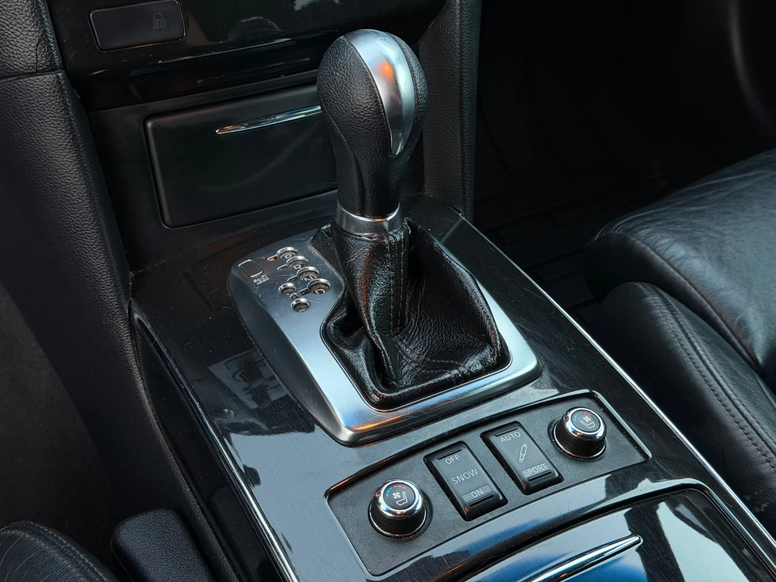 Infiniti Fx 37 S* LPG* ОБДУХВАНЕ* КАМЕРА* BOSE* MEMORY, снимка 9 - Автомобили и джипове - 56045908