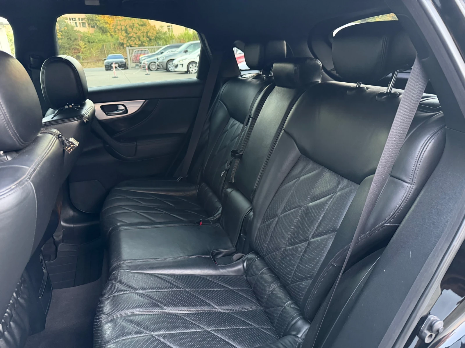 Infiniti Fx 37 S* LPG* ОБДУХВАНЕ* КАМЕРА* BOSE* MEMORY, снимка 13 - Автомобили и джипове - 56045908