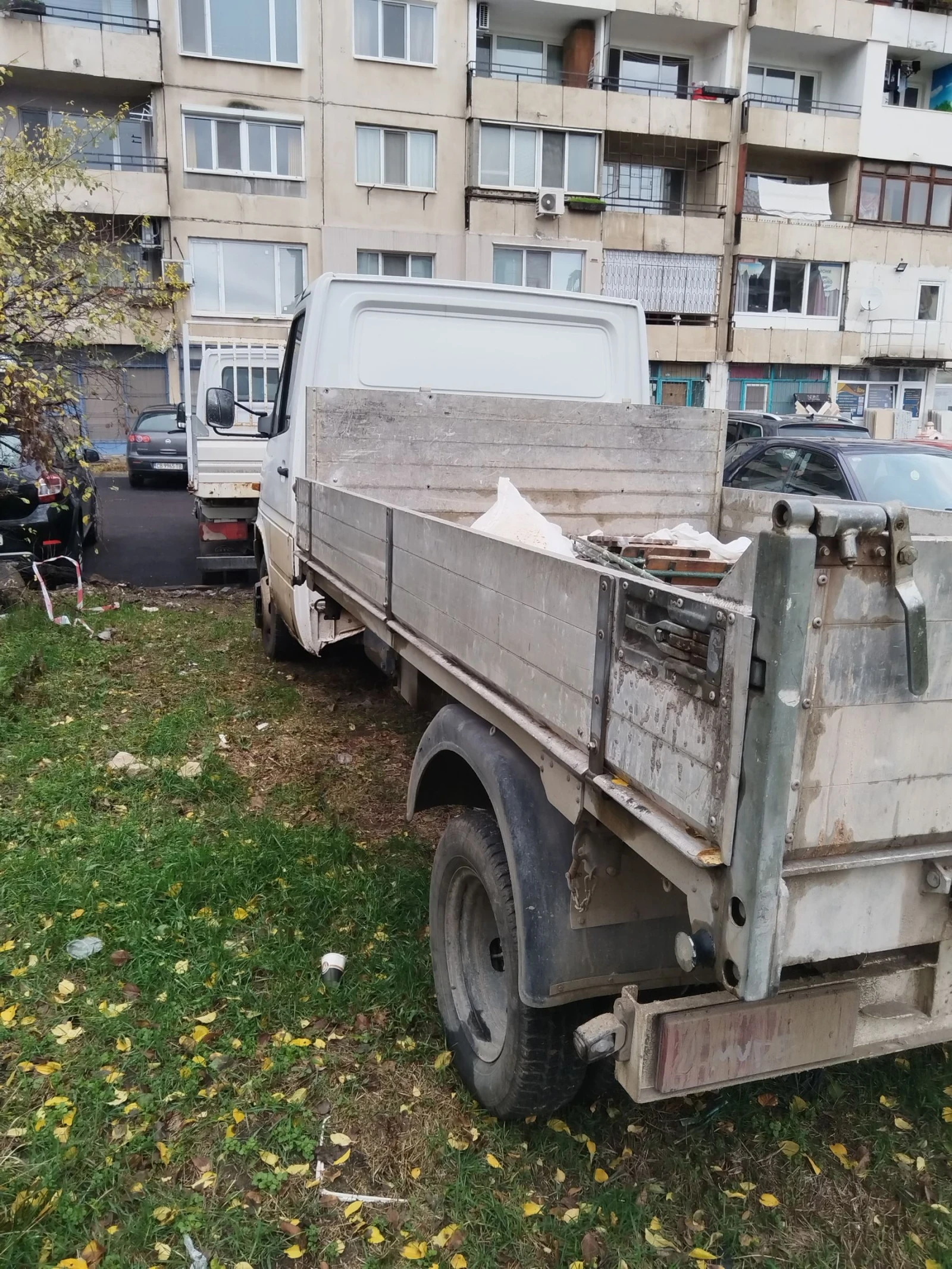 Mercedes-Benz Sprinter 413 Самосвал - изображение 4