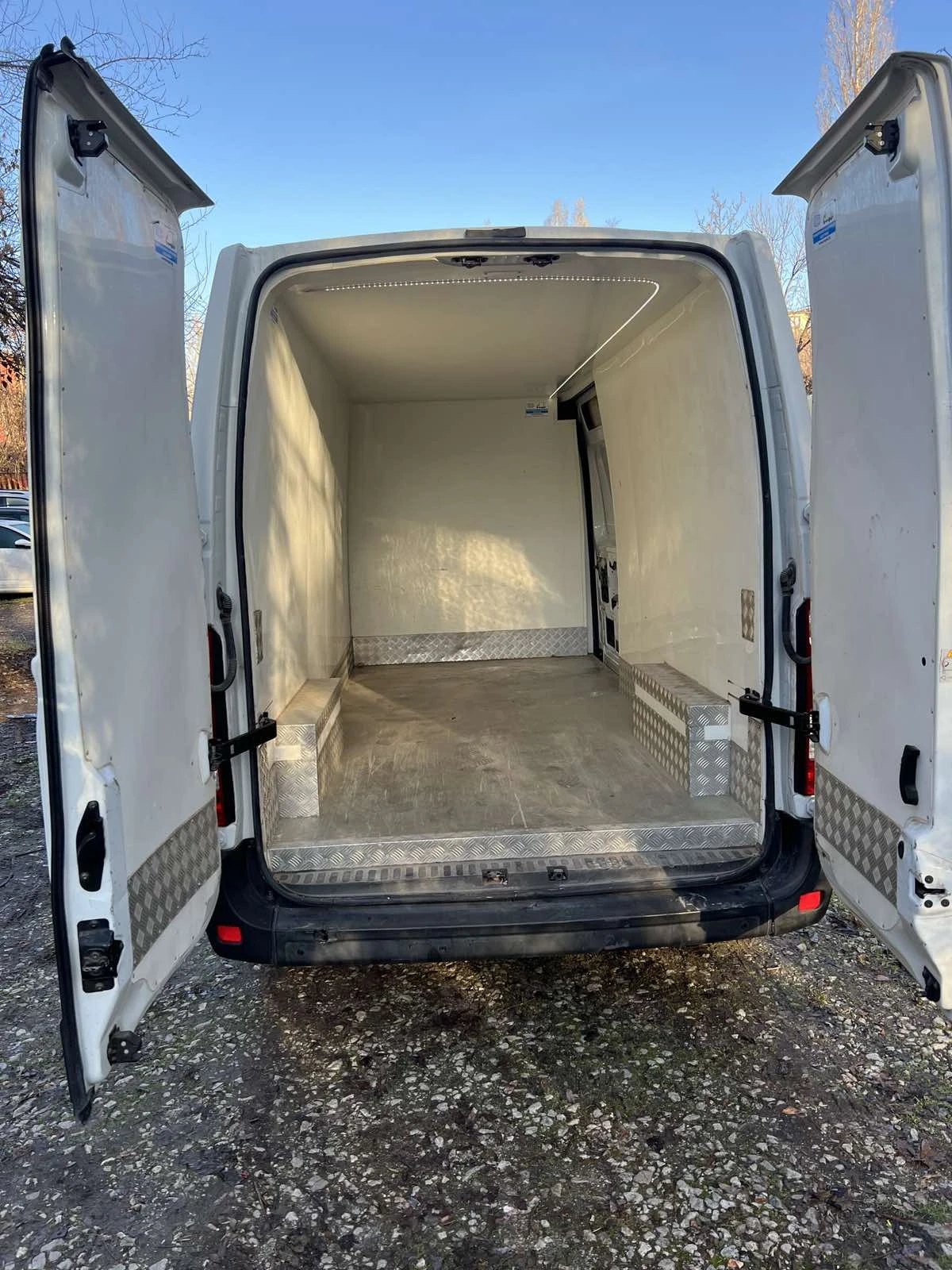 Renault Master �� ���� �������� � ��������, ����� ��� ������� | Mobile.bg � ����������� 13