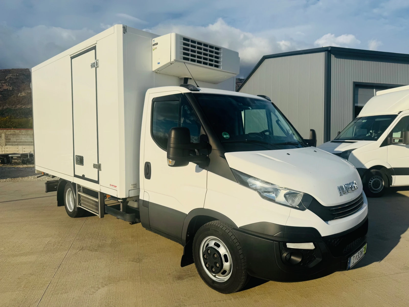 Iveco 50с18 Хладилен!Немски!КАТО НОВ!ТОП!ТОП!ТОП!НАВИ!КЛИМАТР!