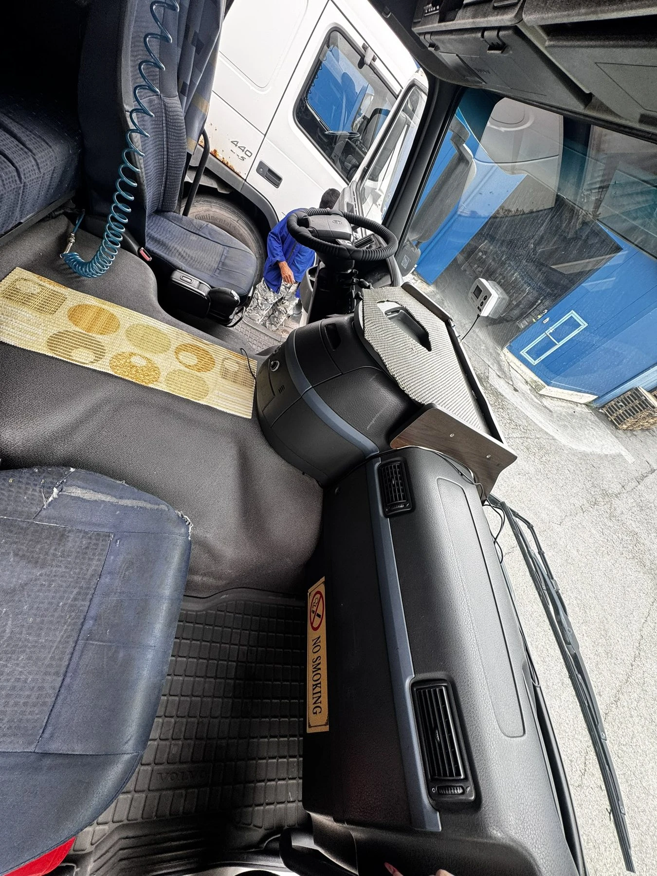 Volvo Fm 4 Х 2 Т , снимка 3 - Камиони - 54817162