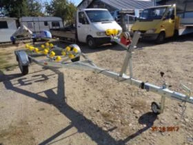 За автомобил Venitrailers с твърд корпус, снимка 5