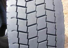 Гуми, снимка 5