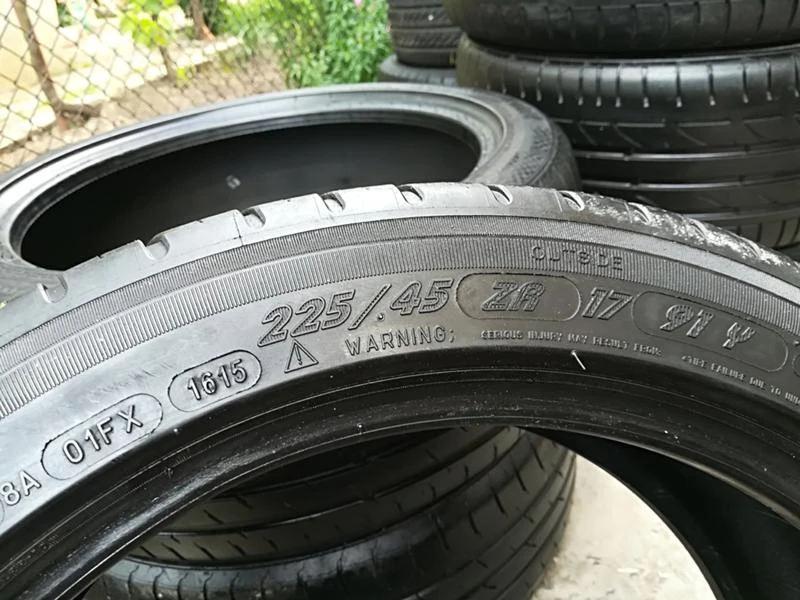 Гуми Летни 225/45R17, снимка 5 - Гуми и джанти - 21769230