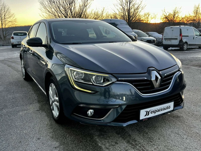 Renault Megane 1.3 TCe / 115 к.с., снимка 3 - Автомобили и джипове - 48575689